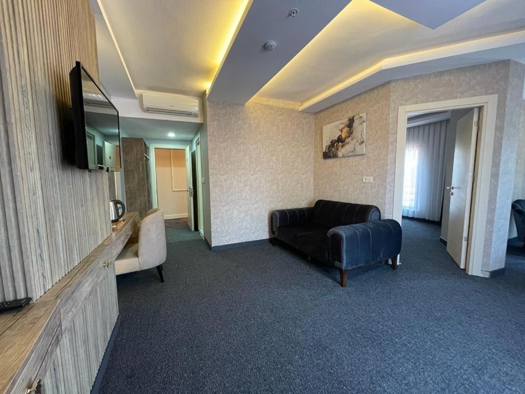 Sevcan Hotel Istanbul Bagian luar foto