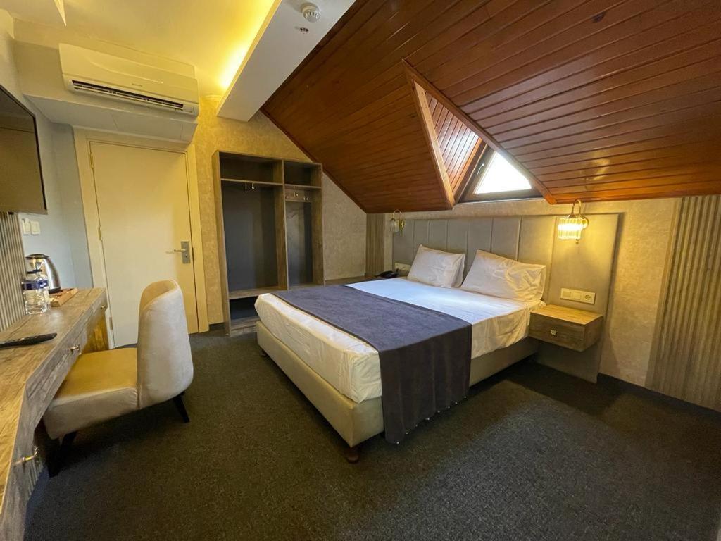 Sevcan Hotel Istanbul Bagian luar foto