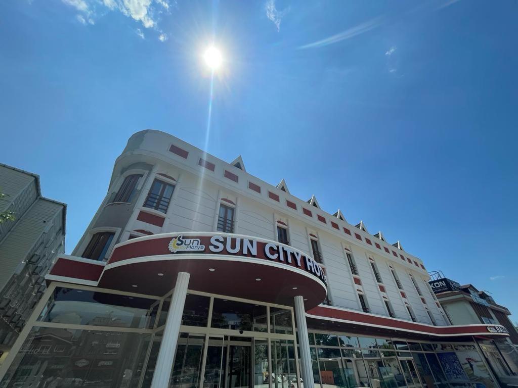 Sevcan Hotel Istanbul Bagian luar foto