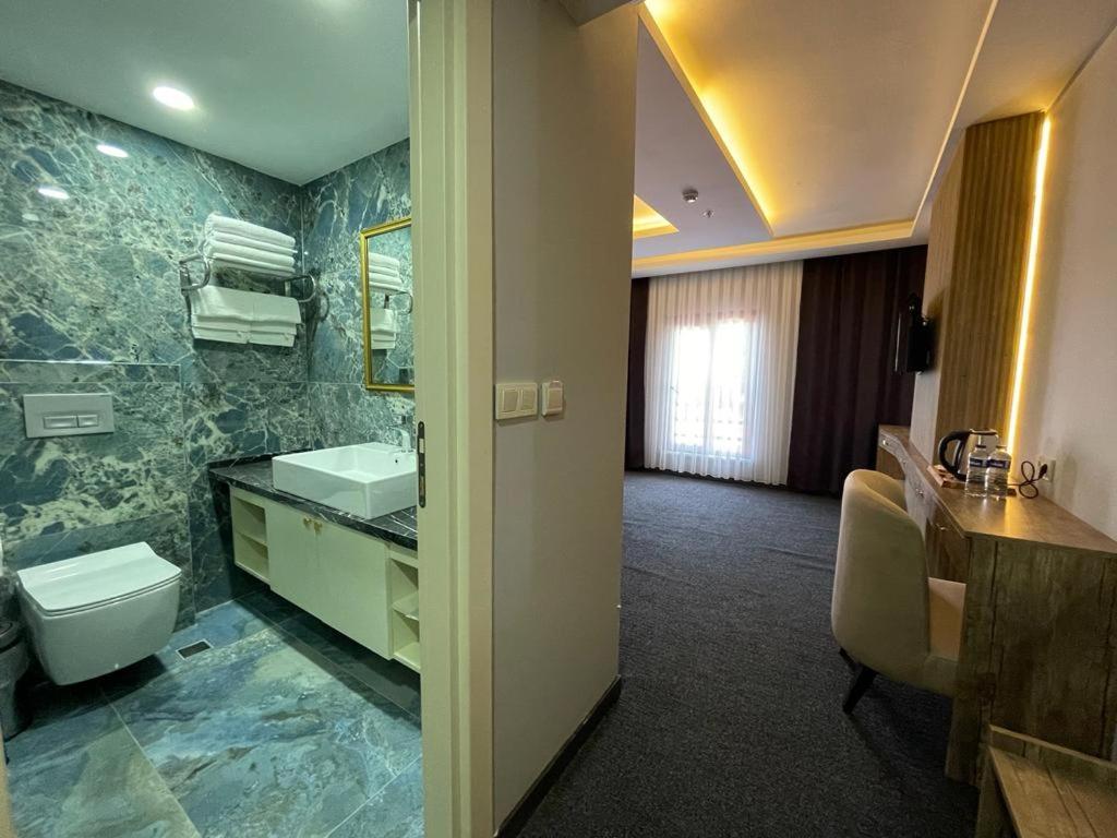 Sevcan Hotel Istanbul Bagian luar foto