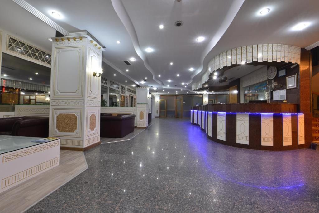 Sevcan Hotel Istanbul Bagian luar foto