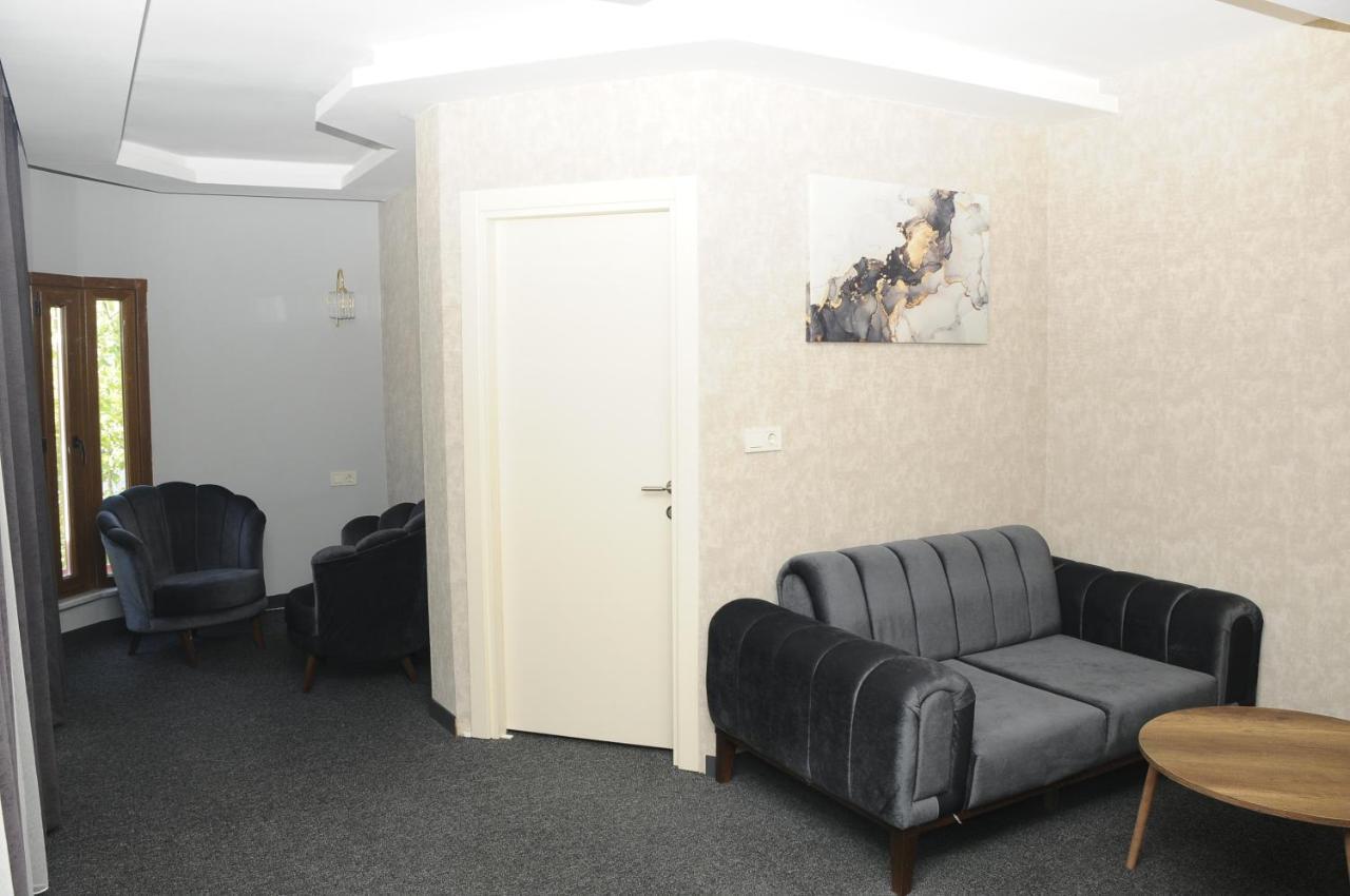 Sevcan Hotel Istanbul Bagian luar foto